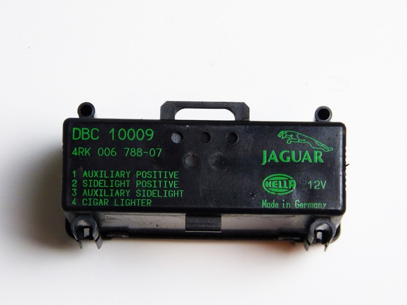 Multi-relay module DBC10009 Jaguar XJ40