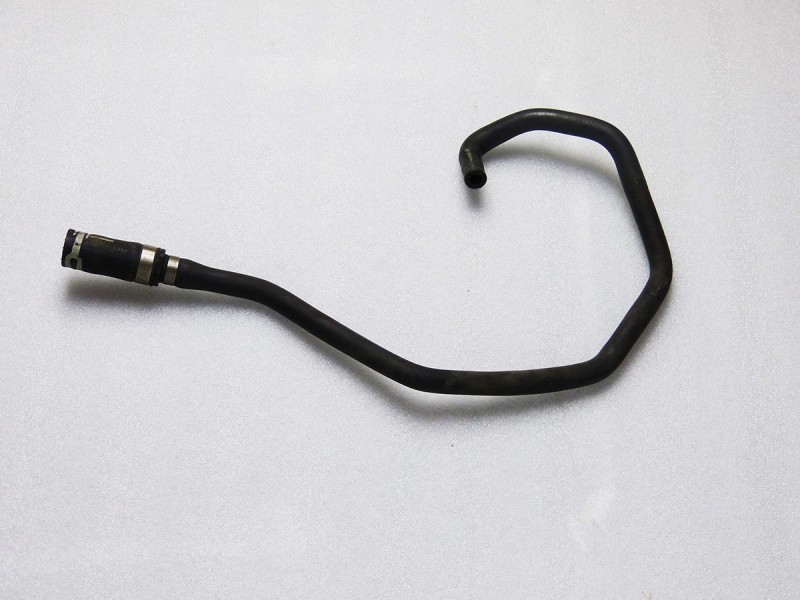 Heater Return Hose Jaguar XJR / S-Type R 4.2 SC