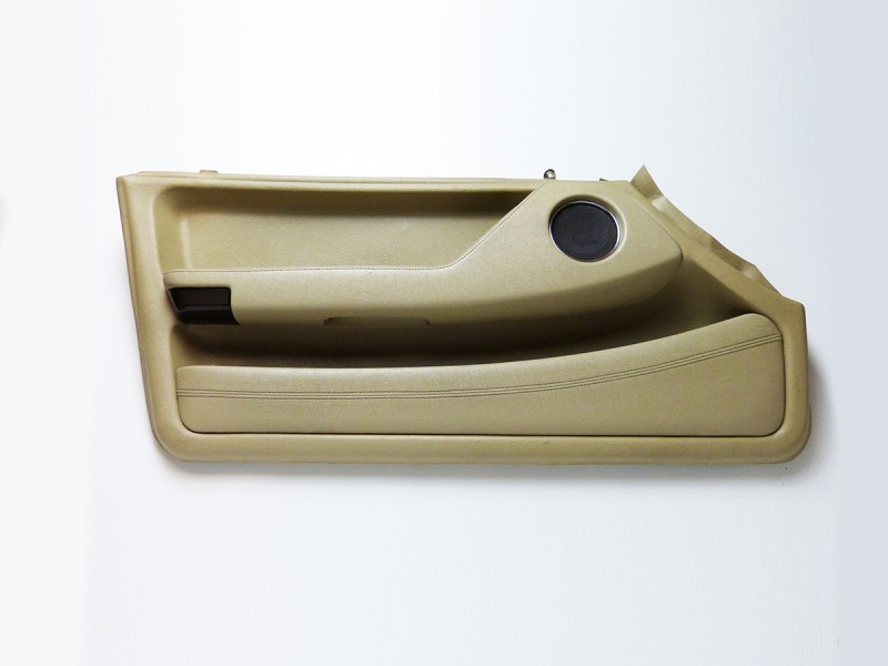 Front door casing BBC9339 & BBC9338 Jaguar XJ40