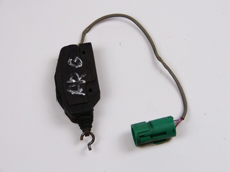 Rear central locking motor actuator Jaguar XJ40