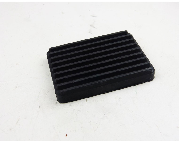 Brake pedal pad C21515 Jaguar XJ Series / XJ40 / XJS / X300